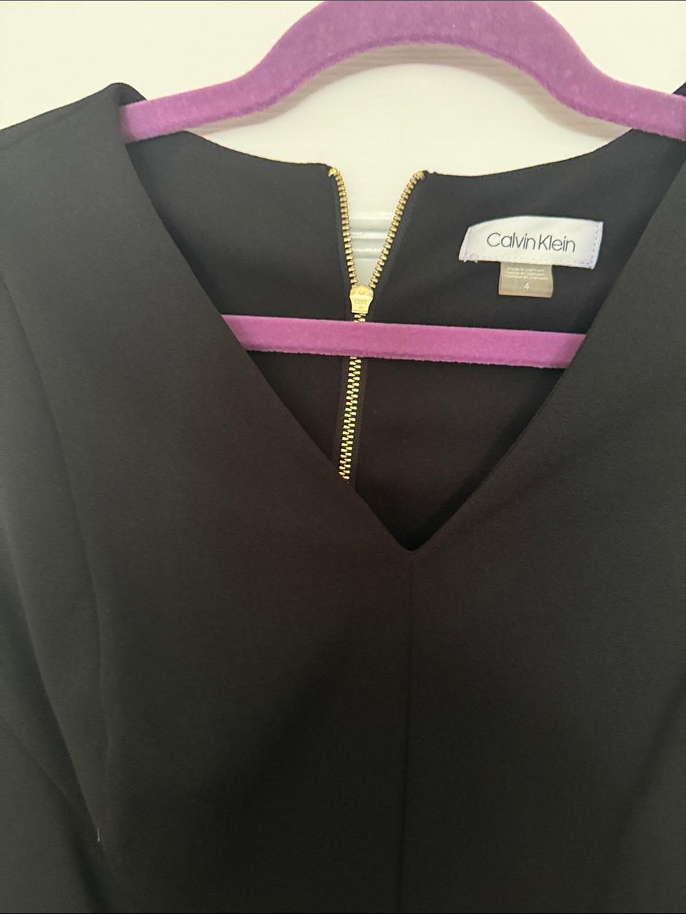 Calvin Klein Black V-Neck Dress with Gold Back Zipper..size 4 ..nwt ..cap sleeve